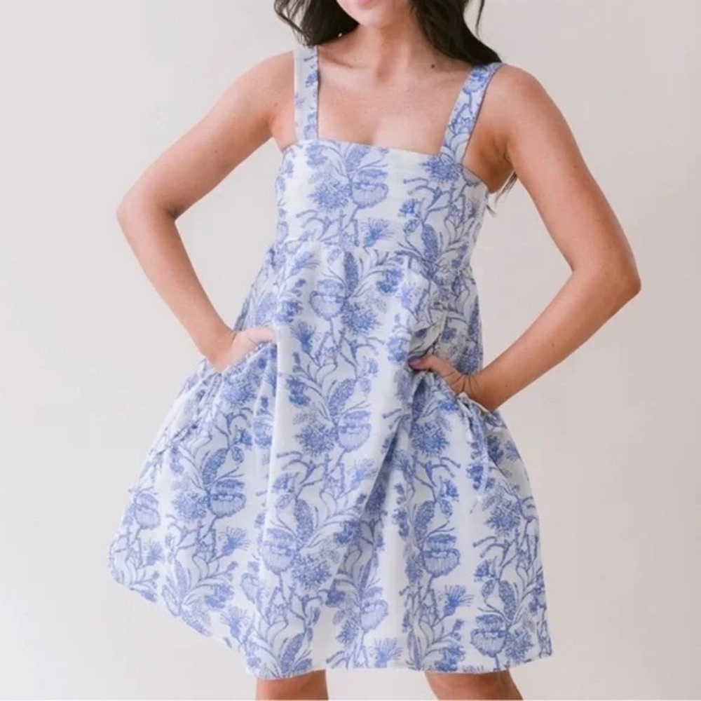 Moon River dress with pockets and floral print cottage-core size XS vacation